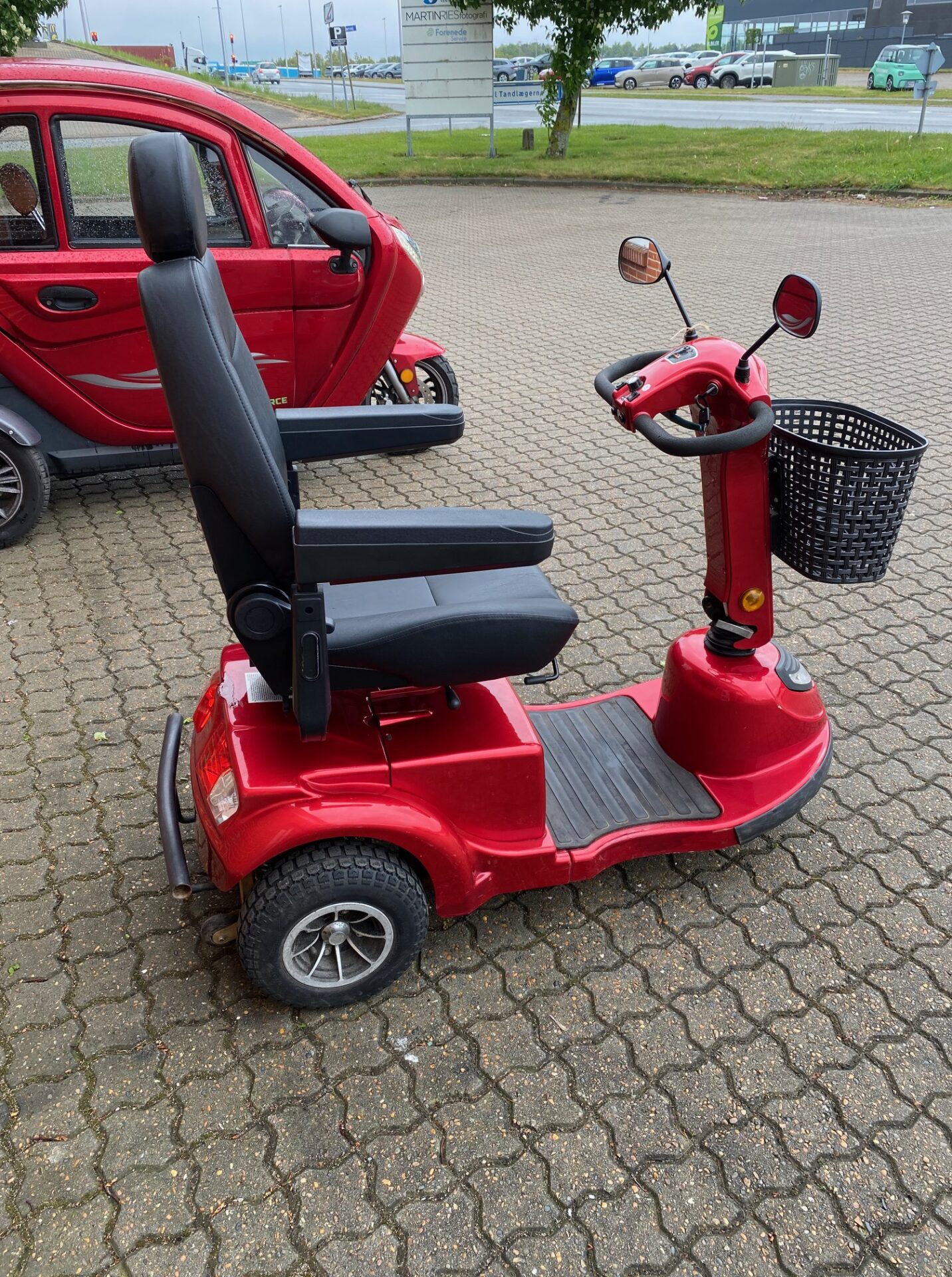 BRUGT Lindebjerg Lm-300 rød Elscooter 11 km/t - 6 MDR. GARANTI (0900138 ...